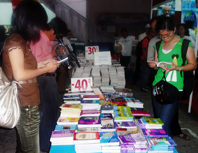 Tuần lễ sách thanh niên giảm giá đến 80% 